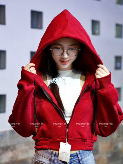 Áo Khoác Nỉ Croptop Logo Thêu Chữ M Nón Rộng 2 Lớp - Thời Trang Nữ