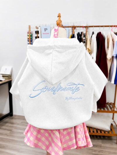 Áo Khoác Boxy Logo Thêu MOWZ Unisex Nam Nữ